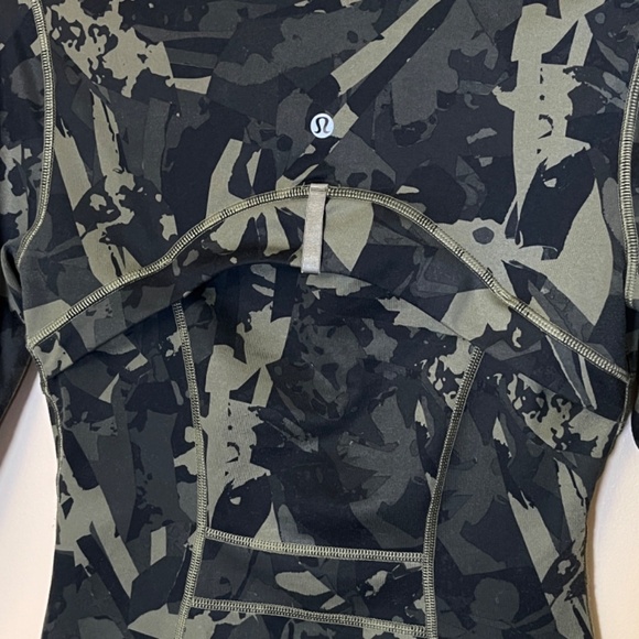 Lululemon Define Full Zip Camo Jacket - Women's Size 4 - Green - Picture 7 of 14